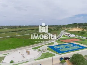 Terreno de 1.007 m² em Condomínio Fechado à Venda